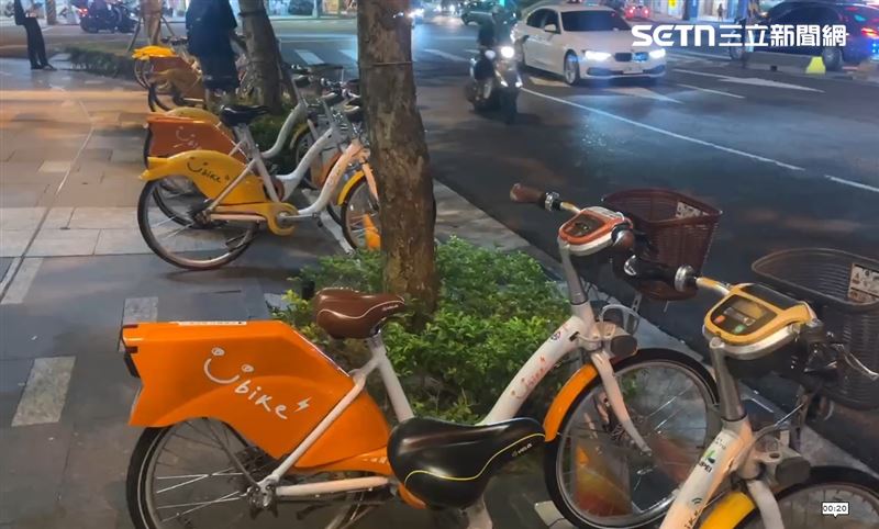 北市YouBike爆故障。（圖／翻攝畫面）