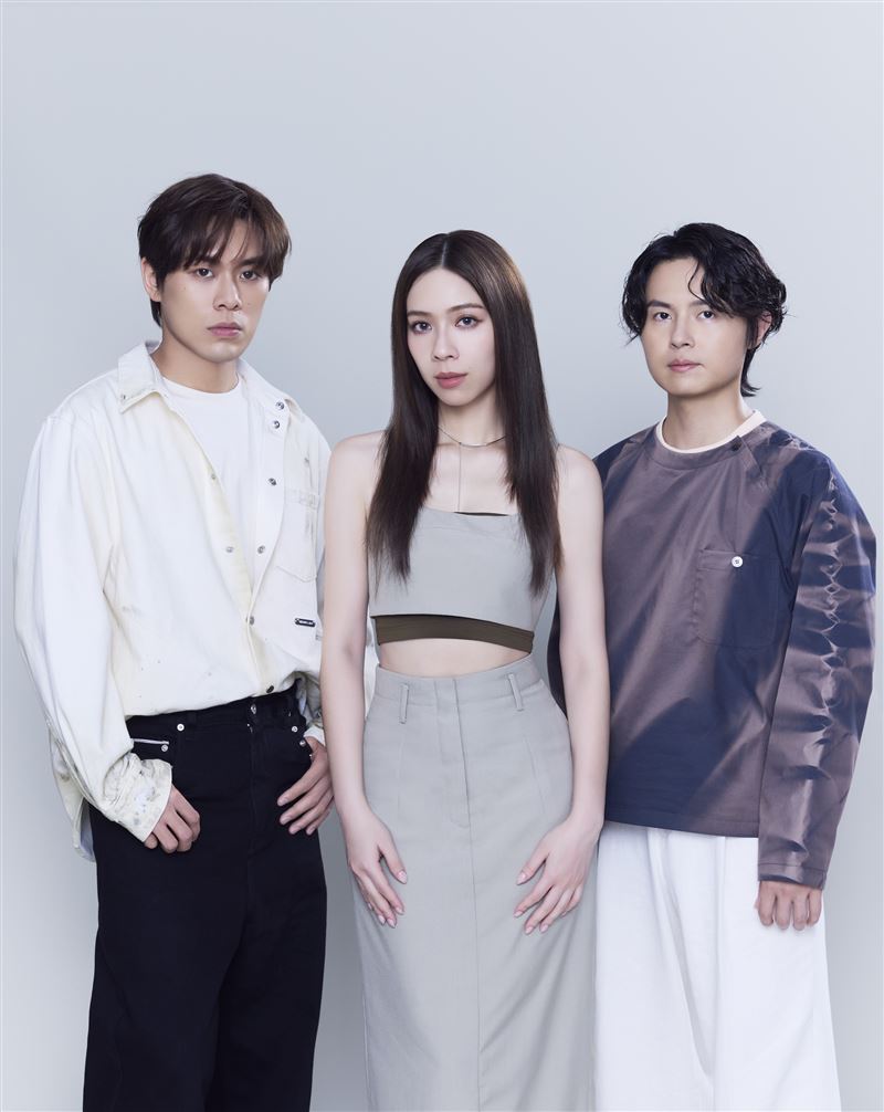 告五人〈我天生－有病版〉入圍金馬獎。（圖／相信音樂提供）