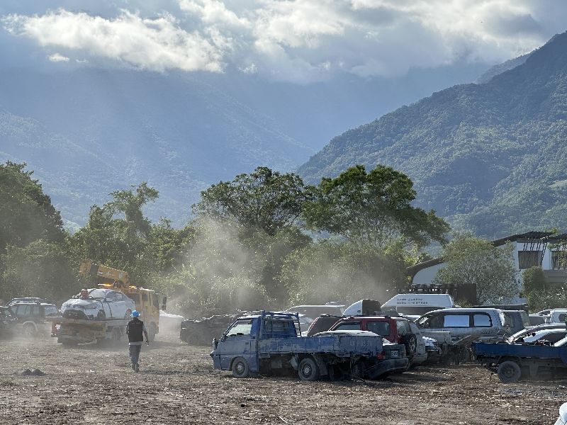 泡水車暫置大農大富園區。（圖／中央社）