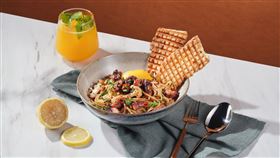 地中海料理餐廳進駐林口購物中心。（圖／吐司利亞提供）