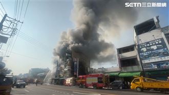 新／大火狂燒3戶濃煙竄天　屏台1線狂塞
