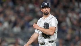 洋基先發投手羅登（Carlos Rodon）2度被「故事哥」史托瑞（Trevor Story）敲出追平安。（圖／美聯社／達志影像）