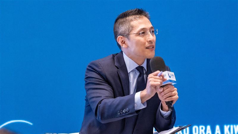 吳怡農表示，將於31日赴民進黨中央黨部遞交台北市長參選意願表。（圖／翻攝自吳怡農臉書）