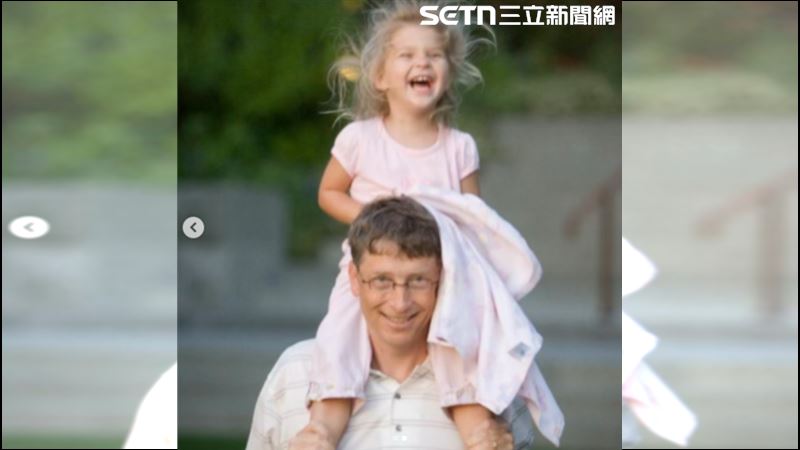 比爾蓋茲從小就疼愛小女兒 Phoebe，如今她長大獨立創業，父女關係也因 Phia 平台多了「首富當客服」的趣聞。（圖／翻攝自IG @Phoebe Gates ）