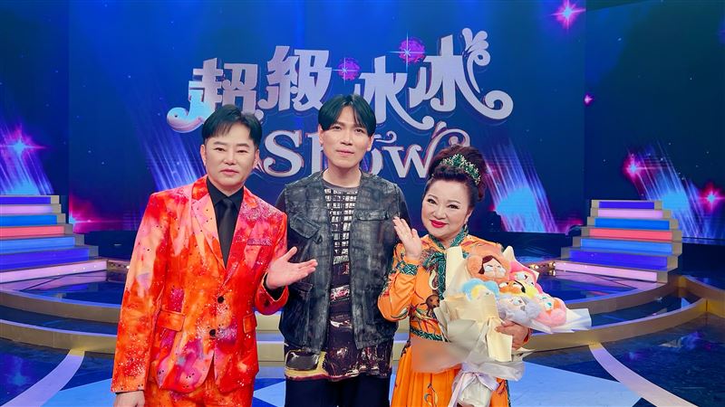 楊宗緯（中）上陽帆、白冰冰節目。（圖／長興影視提供）