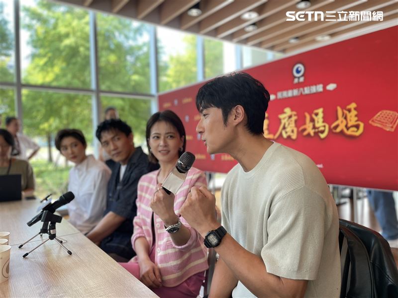 李運慶宣布女兒出生隔天就露面。（圖／記者趙浩雲攝影）