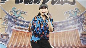 張秀卿台語金曲嗨翻廟街。（圖／新莊區公所）