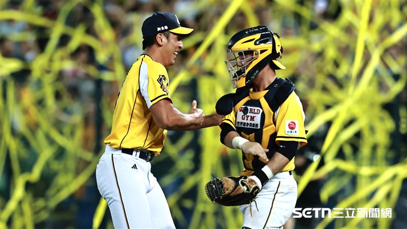 中信兄弟後援投手王凱程守住勝利。（圖／記者劉彥池攝影）