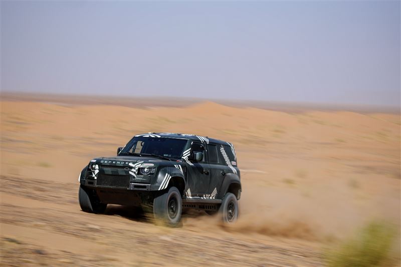 Defender宣布2026年將派出三輛D7X-R參加達卡賽事。（圖／JLR提供）