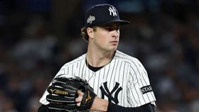 紐約洋基菜鳥右投史利特勒（Cam Schlittler）先發8局無失分還狂飆12K。（圖／翻攝自X平台 @YankeeWRLD）