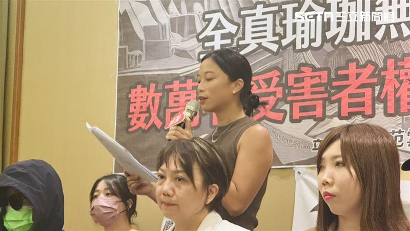 受害者家屬代表律師黃律師表示，代理人2020年出境迄今未返台，疑有預謀逃避責任的意圖。（圖／記者柯美儀攝影）