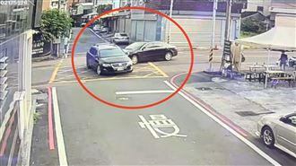 情侶吵架「飛車追逐」她怒撞　鐵包肉變形