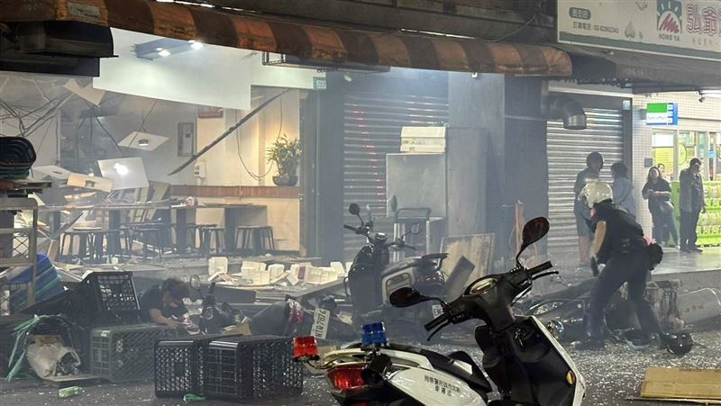 獨/蘆洲便當店氣爆 民眾滿臉血倒地