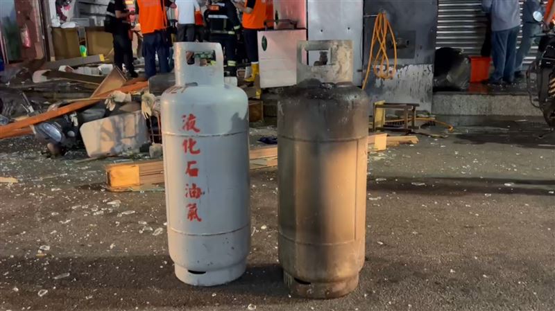 疑似洩漏的瓦斯桶。（圖／翻攝畫面）