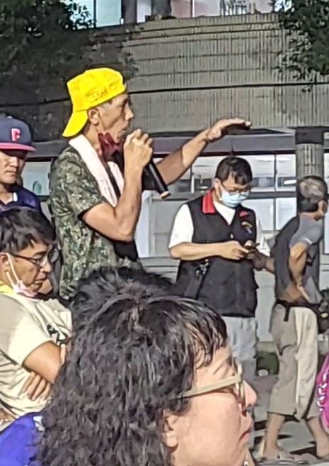 花蓮縣長徐榛蔚出席光復洪災自救會說明會，遭述百災民嗆聲，場面尷尬。（圖／翻攝自Fata'an年祭臉書）