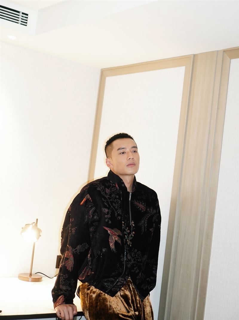 陳澤耀睽違9個月來台受訪。（圖／大元娛樂提供）