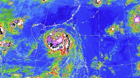 中颱麥德姆正朝雷州半島及海南島方向移動。（圖／氣象署）