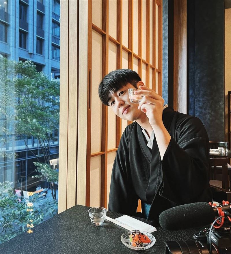 有網友目擊Tommy現蹤新加坡。（圖／翻攝自Tommy IG）