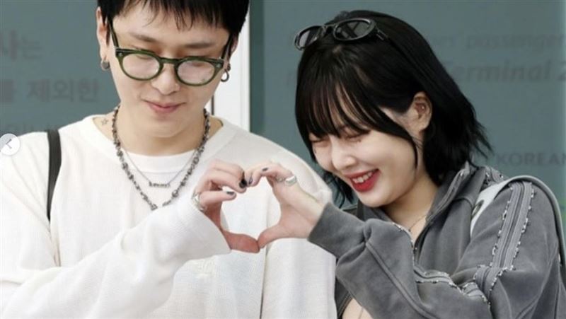 泫雅2024年閃嫁龍俊亨。（圖／翻攝自IG）