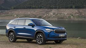 Škoda Kodiaq憑藉寬敞的七人座空間、靈活座椅變化與五星級安全實力，在台灣累積銷售突破13,000輛。（圖／Škoda提供）