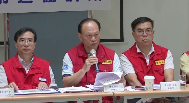 花蓮前進協調所總協調官季連成說明最新救災進度。（圖／翻攝畫面）