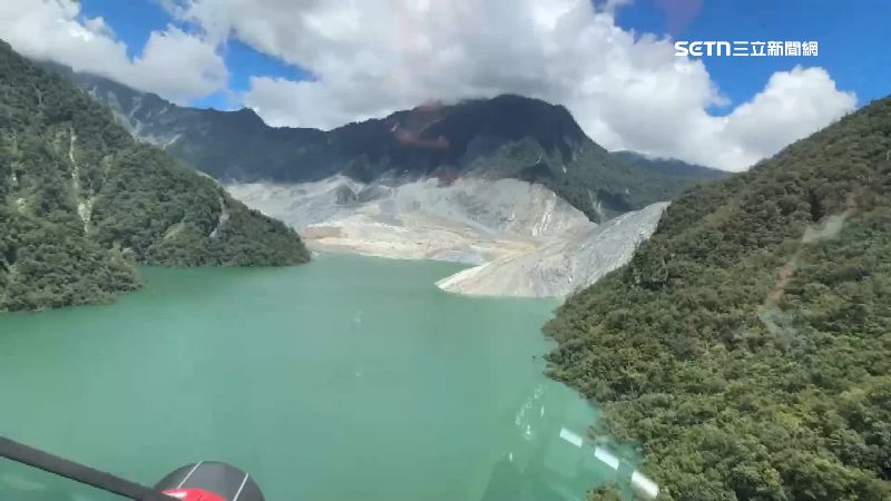 豪大雨恐釀二次堰塞湖！9人小組挺進勘查