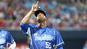 富邦悍將洋投力亞士。（圖／翻攝自富邦悍將臉書）