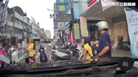 新／揪脖子就刺！苗栗隨機砍人第一視角曝（圖／翻攝Threads)
