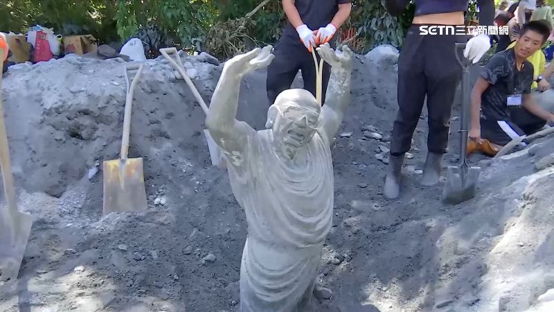 鏟子超人幫羅漢變換造型