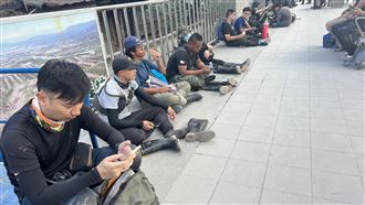 連假首日2.5萬名「鏟子超人」前進光復
