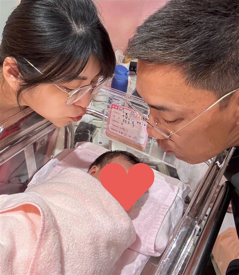 樓心潼二女兒平安出生。（圖／翻攝自樓心潼臉書）