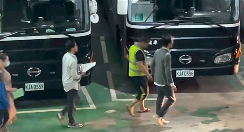 台北市中山區心靈療癒學院「藝識流」發生命案，北院裁定4名嫌犯羈押禁見。（圖／翻攝畫面）