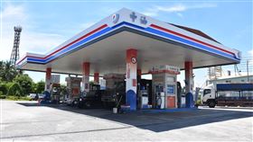 台灣中油公司自明（6）日凌晨零時起汽油價格不調整、柴油調降0.2元。（圖／翻攝自經濟部網站）