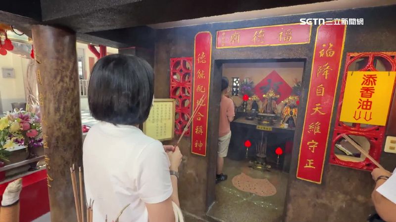 中秋節逢土地公生日，不少民眾拜拜祝壽