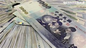 台幣,新台幣,千元大鈔,鈔票,錢,金錢,示意圖。呂品逸攝