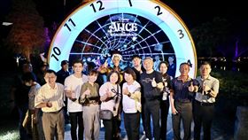 光織影舞『光影夢境』閃耀北香湖！戴愛玲、李聖傑開幕獻唱點燃高潮（業配勿用）