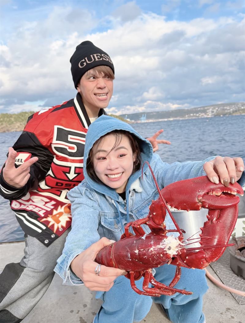 蔡阿嘎與老婆二伯挪威旅遊。（圖／翻攝自IG）