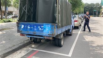 盧秀燕下令：台中無牌車佔格拖吊！罰3萬6