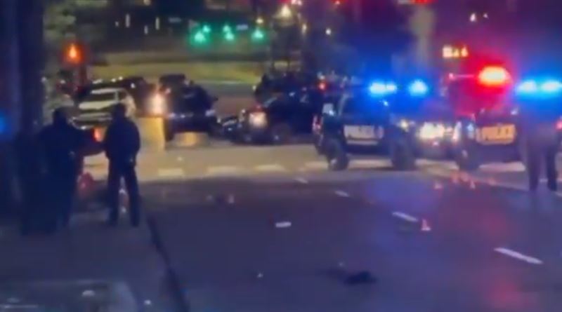 美爆大規模槍擊！多人駁火釀2死12傷