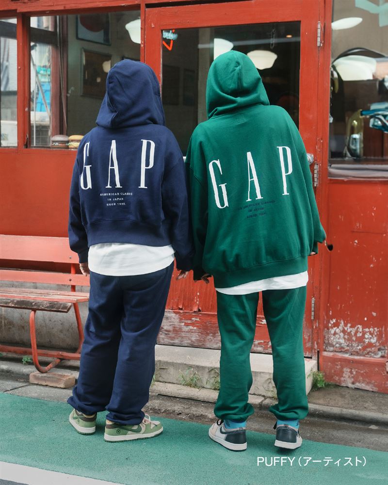 PUFFY帕妃合唱團亮相Gap登陸日本30周年特別企劃。（圖／翻攝自IG @gap_jp）