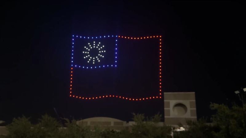 台積電鳳凰城秀實力　無人機掛國旗慶雙十