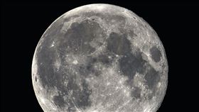 今年中秋節不是滿月！天文館解答了　「正版圓月」這天才出現。（圖／翻攝自台北天文館）