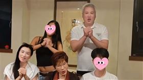 林瑞陽與張庭一家四口與洪秀柱同框錄製中秋祝賀影片。（圖／翻攝自微博）