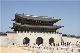 朝鮮世宗大王和景福宮光化門。（圖／翻攝維基百科）