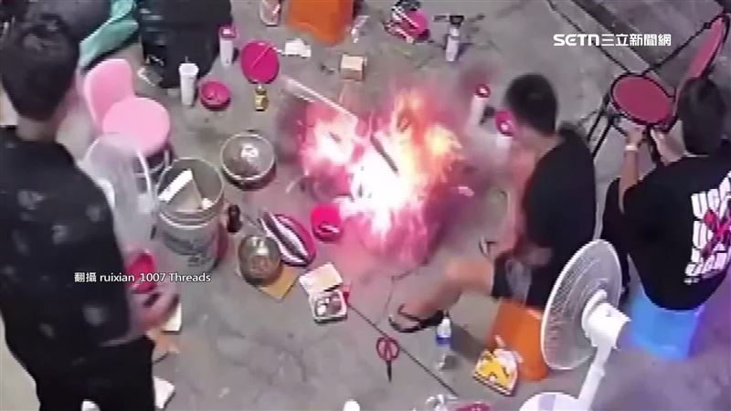 地板受熱不均、直接爆炸開來