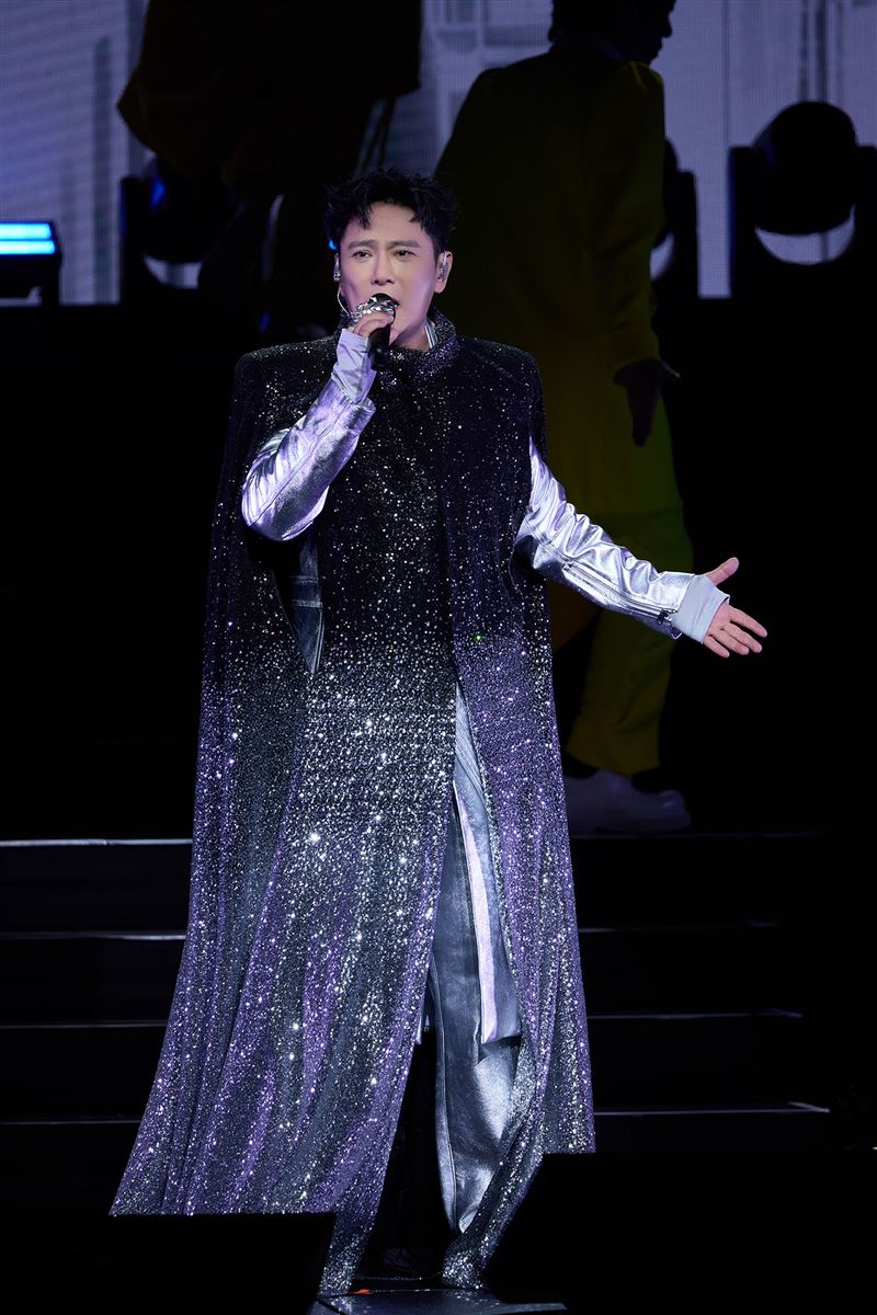 張信哲唱進國際地標「麥迪遜花園廣場」。（圖／潮水音樂提供）