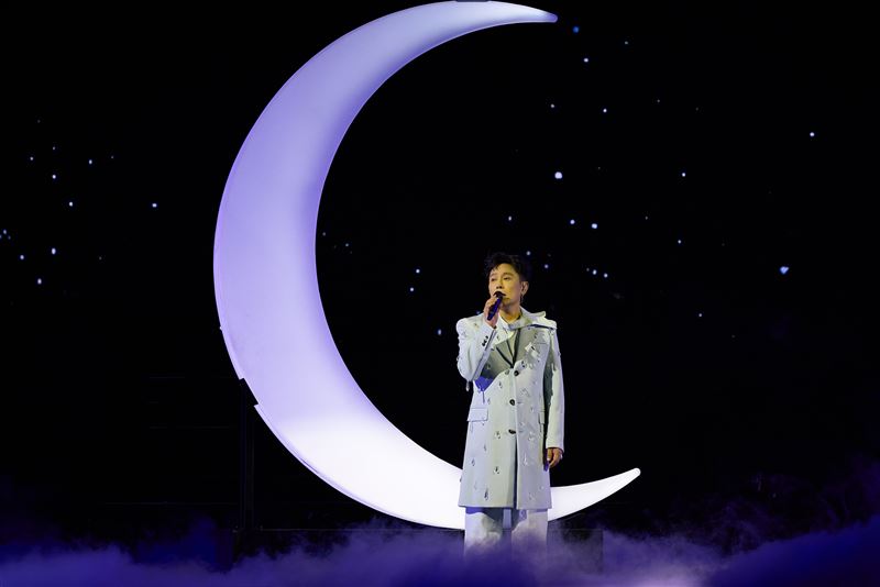 張信哲中秋夜開唱，有歌迷當晚在現場求婚成功。（圖／潮水音樂提供）