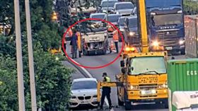 苗栗,事故,國道,追撞,翻覆,轎車,上班,回堵,車流（圖／翻攝自1968APP）