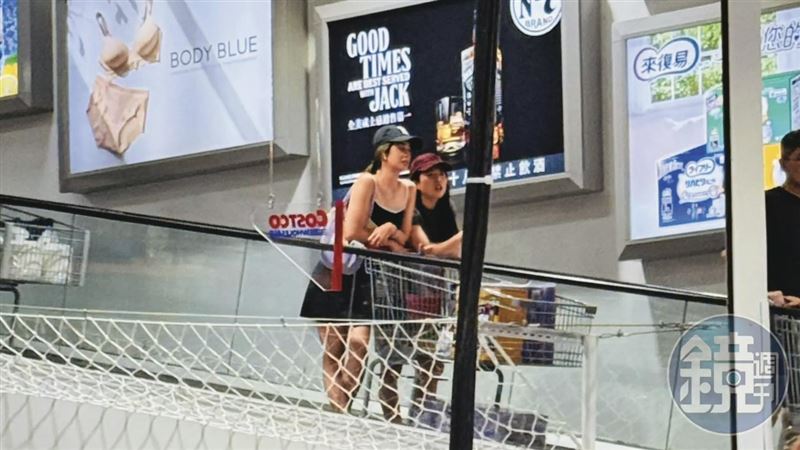 直擊！莫允雯暴瘦一圈　瘦成骨感紙片人