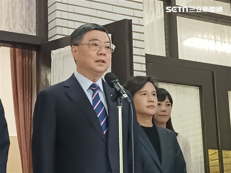 行政院長卓榮泰今（7）日上午赴立法院進行施政報告備詢前受訪。（圖／記者盧素梅攝影）